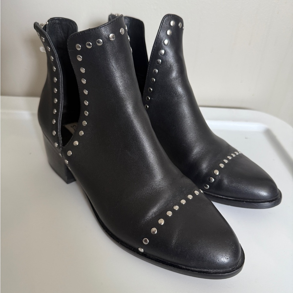 Steve Madden Studded Black Leather Boots